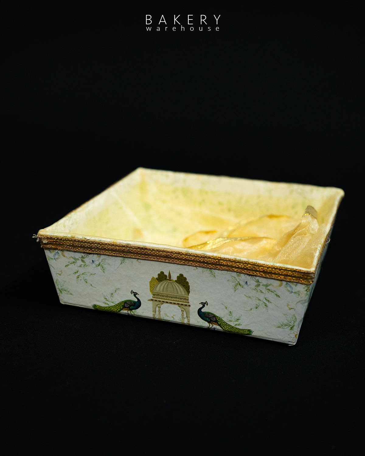 Square Tray with Net Cover